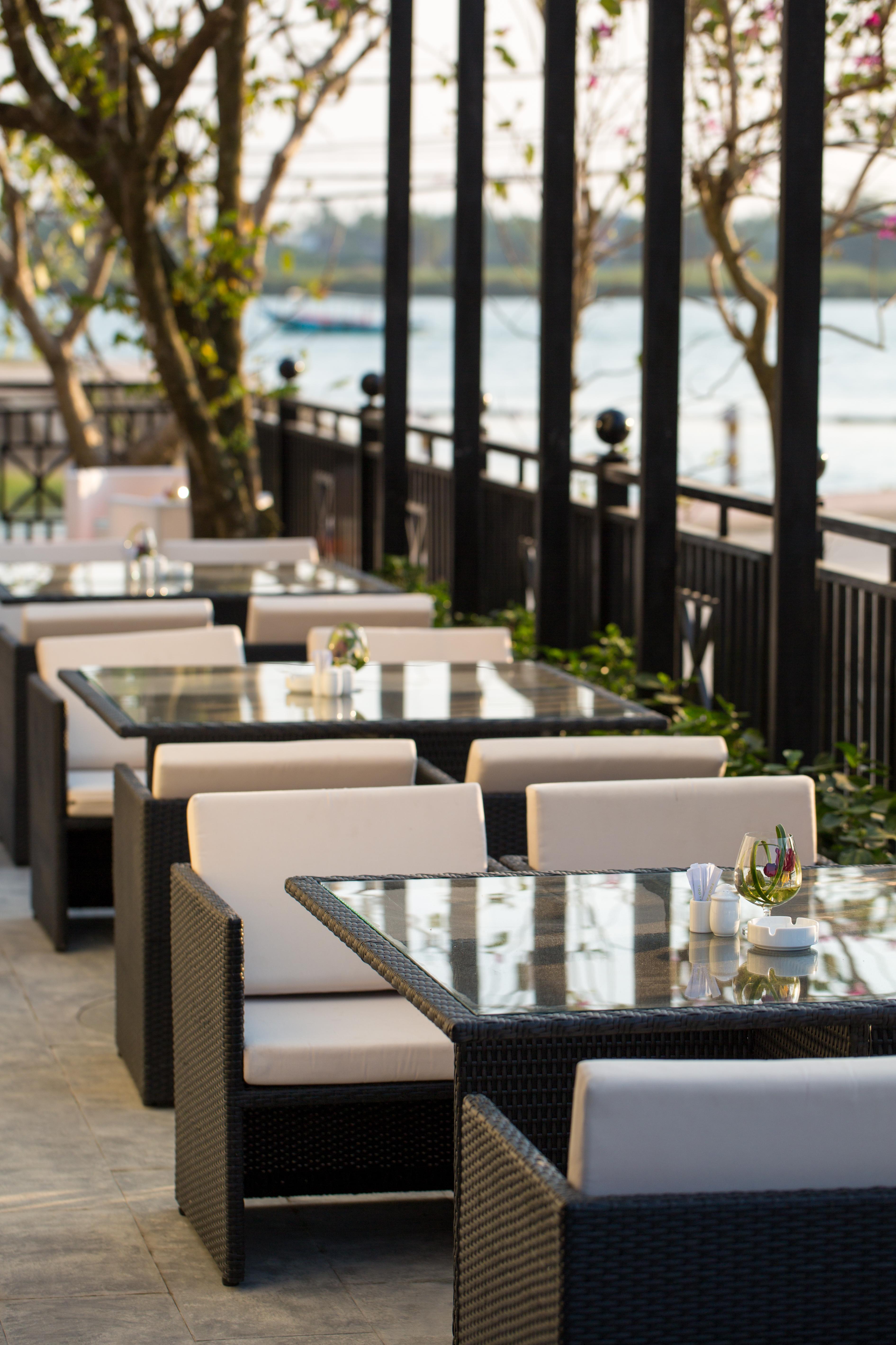 Royal Riverside Hoi An Hotel & Spa Екстер'єр фото