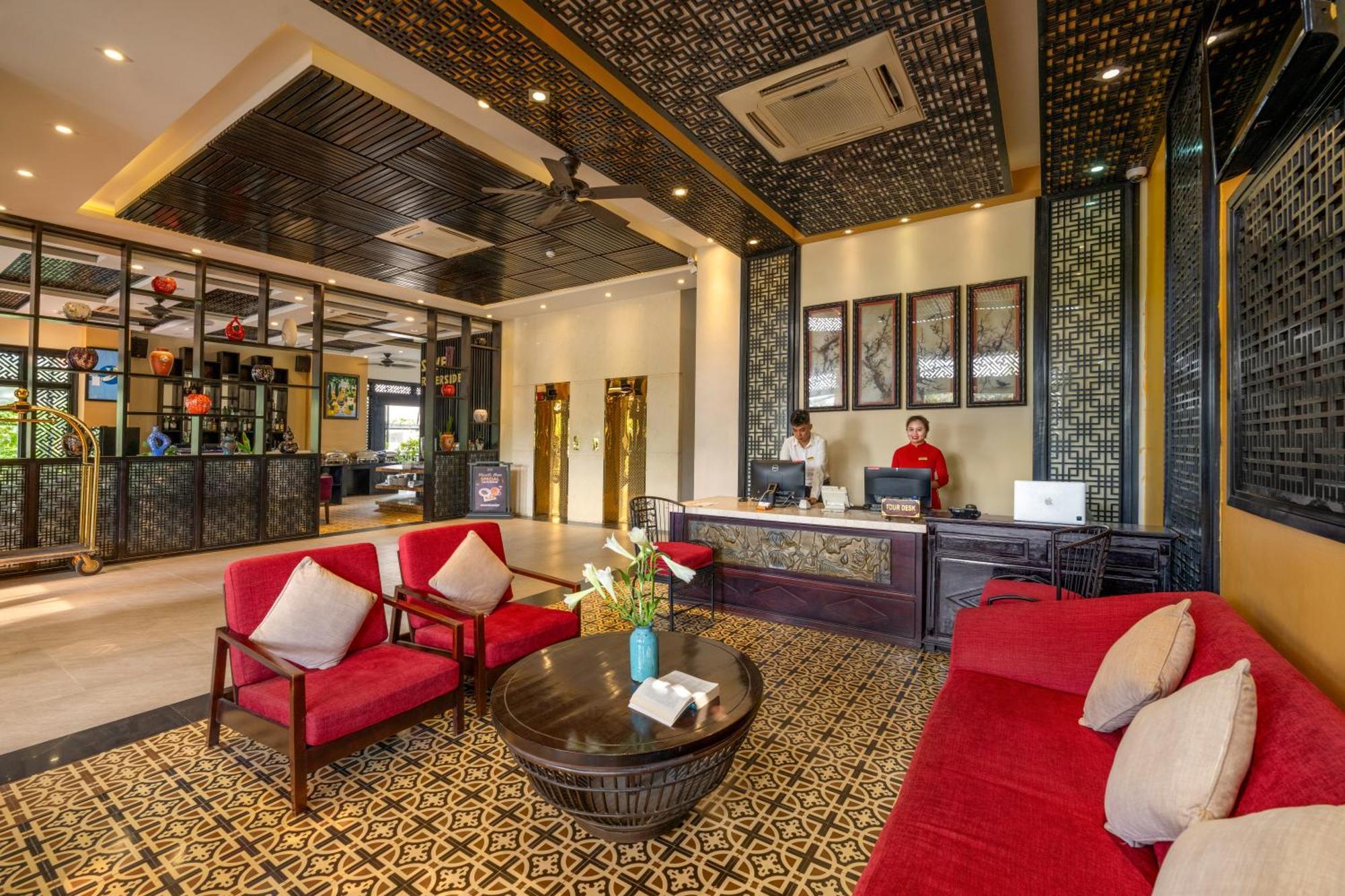Royal Riverside Hoi An Hotel & Spa Екстер'єр фото